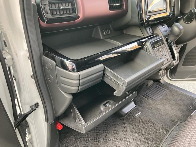 スペーシアカスタム ハイブリッドＸＳターボ　当社レンタカーアップ　デュアルセンサーブレーキサポート　アダプティブクルーズコントロール　両側パワースライドドア　ケンウッドナビ　フルセグ　バックカメラ　ＬＥＤヘッドライト　純正１５インチＡＷ（35枚目）