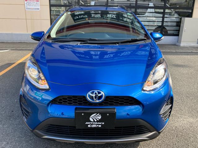 アクア クロスオーバー セーフティセンス スマートキー プッシュスタート ディーラー純正9インチナビ フルセグTV バックカメラ ビルトインETC オートエアコン プライバシーガラス オートライト 純正16インチAW(4枚目)