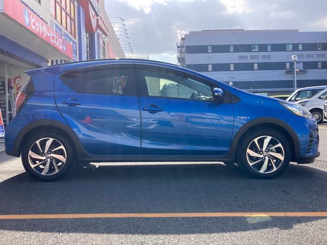 アクア クロスオーバー セーフティセンス スマートキー プッシュスタート ディーラー純正9インチナビ フルセグTV バックカメラ ビルトインETC オートエアコン プライバシーガラス オートライト 純正16インチAW(51枚目)