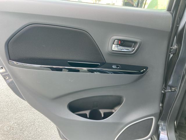 ワゴンRスティングレー X レーダブレーキサポート スマートキー プッシュスタート アイドリングストップ HIDヘッドライト 社外LEDフォグランプ プライバシーガラス 純正14インチAW 社外CDチューナー(31枚目)