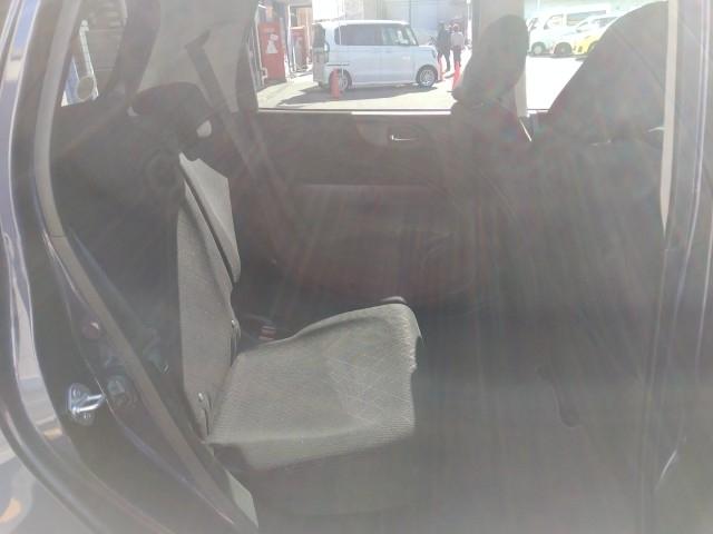 Ｎ－ＯＮＥ プレミアム　ツアラー・Ｌパッケージ　ワンオーナー　キーレス　ワンセグ　ナビ＆ＴＶ　１５アルミホイール　エアバッグ　オートマ　フル装備　助手席エアバッグ　サイドエアバッグ　ＨＩＤヘッドライト　ＥＴＣ　バックカメラ　スマートキー（12枚目）