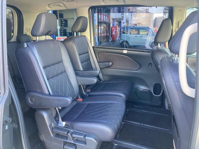 セレナ ｅ－パワー　ハイウェイスターＧ　ワンオーナー　プロパイロット　両側ハンズフリーパワースライドドア　左オートステップ　メーカー純正ナビ　純正フリップダウンモニター　アラウンドビューモニター　デジタルインナーミラー　前席シートヒーター（10枚目）