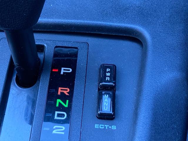 スープラ ２．０ＧＴツインターボワイドエレクトロニクス　ワンオーナー　ワイドボディー　ツインターボ　４速ＡＴ　クルーズコントロール　ＡＢＳ　オートエアコン　パワーウィンドウ　１６インチＡＷ（12枚目）