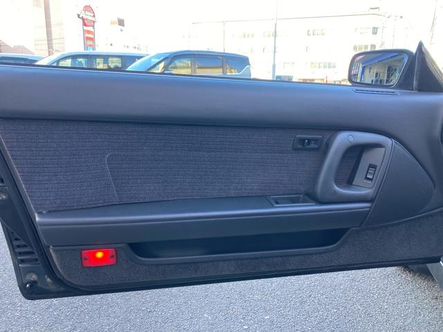 スープラ ２．０ＧＴツインターボワイドエレクトロニクス　ワンオーナー　ワイドボディー　ツインターボ　４速ＡＴ　クルーズコントロール　ＡＢＳ　オートエアコン　パワーウィンドウ　１６インチＡＷ（32枚目）