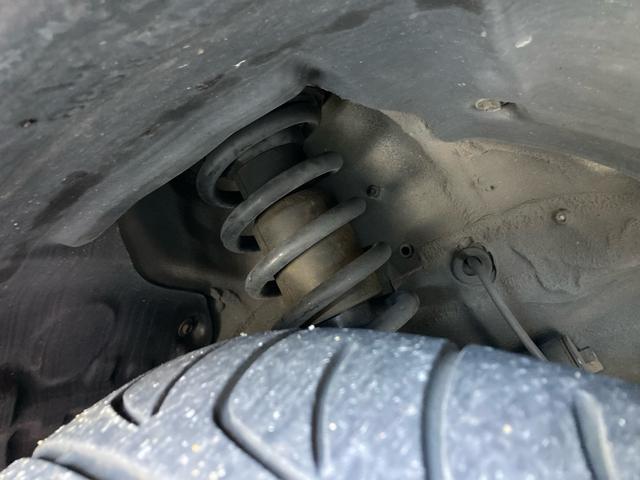 スープラ ２．０ＧＴツインターボワイドエレクトロニクス　ワンオーナー　ワイドボディー　ツインターボ　４速ＡＴ　クルーズコントロール　ＡＢＳ　オートエアコン　パワーウィンドウ　１６インチＡＷ（57枚目）