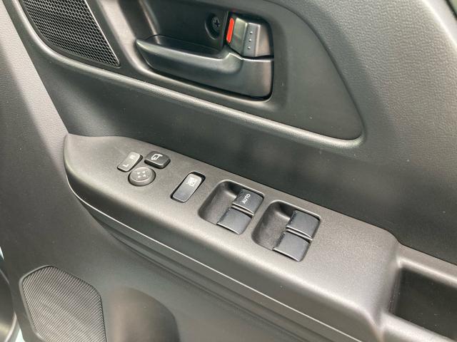 ���X�C�b�`����ő��̊J���߂��ł��܂��B�^�]�Ȃ͂`�t�s�n�@�\�t���ł��B