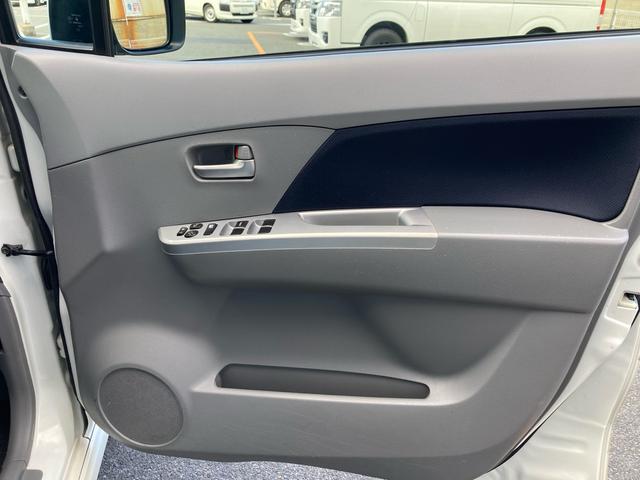 ワゴンR FXリミテッド スマートキー プッシュスタート 純正CDチューナー ETC マニュアルエアコン ハロゲンヘッドライト プライバシーガラス 純正14インチAW(29枚目)