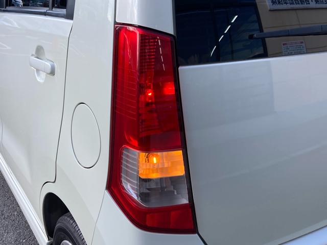 ワゴンR FXリミテッド スマートキー プッシュスタート 純正CDチューナー ETC マニュアルエアコン ハロゲンヘッドライト プライバシーガラス 純正14インチAW(51枚目)