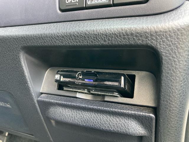 ヴォクシー ZS 煌 弊社レンタカーアップ 両側パワースライドドア スマートキー プッシュスタート パナソニックナビゲーション フルセグTV バックカメラ ステアリングリモコン LEDヘッドライト 純正16インチAW(25枚目)