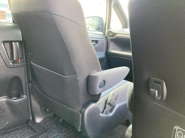 ヴォクシー ZS 煌 弊社レンタカーアップ 両側パワースライドドア スマートキー プッシュスタート パナソニックナビゲーション フルセグTV バックカメラ ステアリングリモコン LEDヘッドライト 純正16インチAW(39枚目)