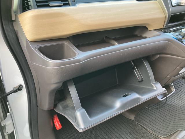 フリードハイブリッド ハイブリッド・Gホンダセンシング ホンダセンシング アダプティブクルーズコントロール Cパッケージ 6人乗り 両側パワースライドドア 純正ナビ フルセグTV バックカメラ ステアリングリモコン ビルトインETC LEDヘッドライト(29枚目)