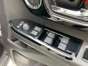 ☆スイッチ操作で窓の開け閉めができます。運転席はAUTO機能付きです。