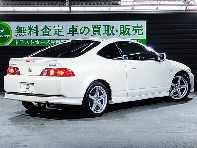 インテグラ タイプＳ　禁煙車／最終型／ＤＣ型／５ＭＴ／ローダウン／ＭＯＭＯステアリング／ナビ／バックカメラ／ＨＩＤヘッドライト／アルミペダル／ＥＴＣ／純正１７インチアルミホイール／オートエアコン／キーレス／（16枚目）