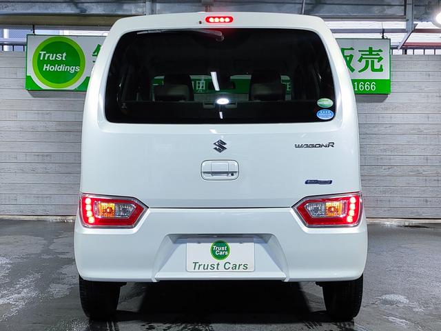 ワゴンＲ ハイブリッドＦＸ　セーフティパッケージ装着車／ＣＤプレイヤー装着車／禁煙／ハイブリッド車／スマートキー／ＨＵＤ／キーレス／安全衝突ボディ／ＥＴＣ／アイドリングストップ／電動格納ミラー／シートヒーター／盗難防止システム／（6枚目）
