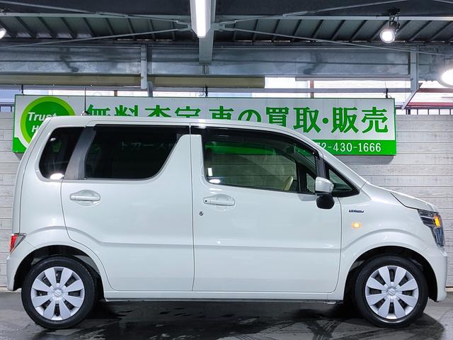 ワゴンＲ ハイブリッドＦＸ　セーフティパッケージ装着車／ＣＤプレイヤー装着車／禁煙／ハイブリッド車／スマートキー／ＨＵＤ／キーレス／安全衝突ボディ／ＥＴＣ／アイドリングストップ／電動格納ミラー／シートヒーター／盗難防止システム／（8枚目）