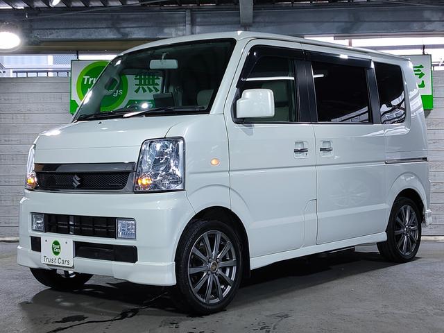 エブリイワゴン レザーセレクション　特別仕様車／ハーフレザーシート／両側パワースライドドア／ＨＤＤナビ／後席モニター／ＥＴＣ／追加スピーカー／サブウーハー／ＬＥＤヘッドライト／ＬＥＤフォグランプ／オートステップ／（3枚目）