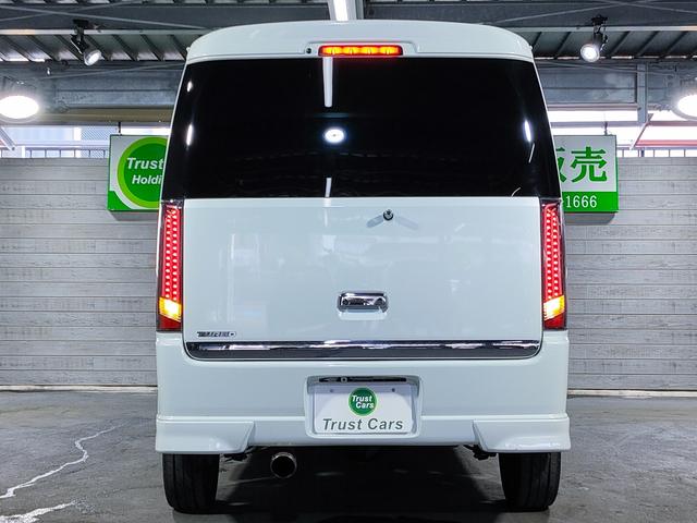 エブリイワゴン レザーセレクション　特別仕様車／ハーフレザーシート／両側パワースライドドア／ＨＤＤナビ／後席モニター／ＥＴＣ／追加スピーカー／サブウーハー／ＬＥＤヘッドライト／ＬＥＤフォグランプ／オートステップ／（8枚目）