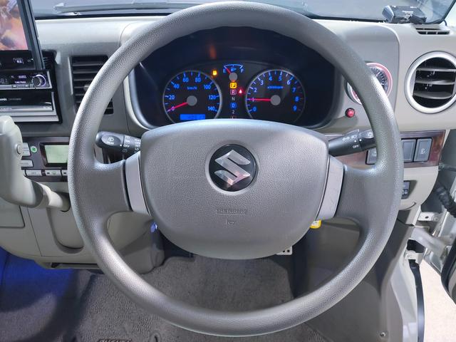 エブリイワゴン レザーセレクション　特別仕様車／ハーフレザーシート／両側パワースライドドア／ＨＤＤナビ／後席モニター／ＥＴＣ／追加スピーカー／サブウーハー／ＬＥＤヘッドライト／ＬＥＤフォグランプ／オートステップ／（14枚目）