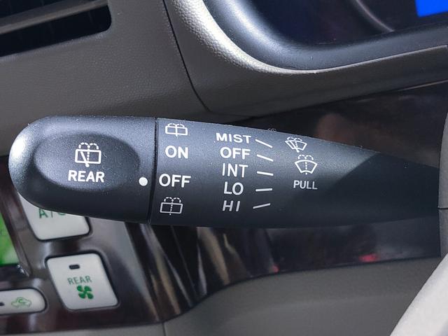 エブリイワゴン レザーセレクション　特別仕様車／ハーフレザーシート／両側パワースライドドア／ＨＤＤナビ／後席モニター／ＥＴＣ／追加スピーカー／サブウーハー／ＬＥＤヘッドライト／ＬＥＤフォグランプ／オートステップ／（19枚目）