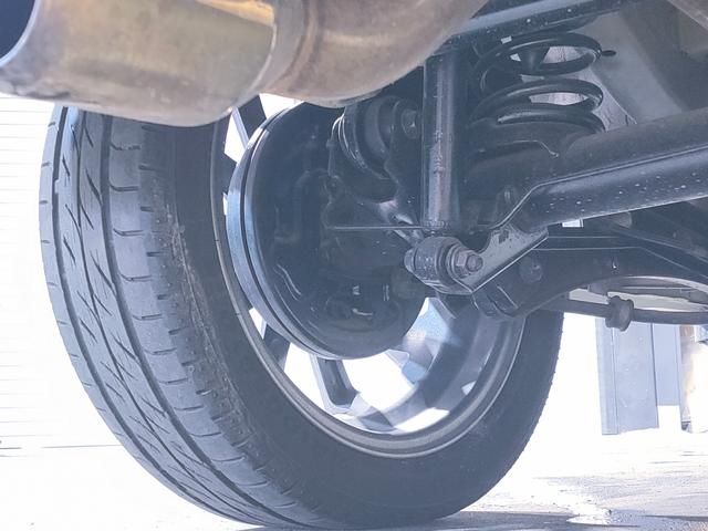 エブリイワゴン レザーセレクション　特別仕様車／ハーフレザーシート／両側パワースライドドア／ＨＤＤナビ／後席モニター／ＥＴＣ／追加スピーカー／サブウーハー／ＬＥＤヘッドライト／ＬＥＤフォグランプ／オートステップ／（72枚目）