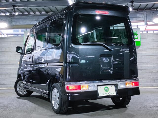 アトレーワゴン カスタムターボＲＳ　ＩＣ付きターボ／ハイルーフ／ＨＤＤナビ／地デジ／キセノン／フォグランプ／１３インチ純正アルミホイール／キーレス／オートエアコン／両側スライドドア／（6枚目）