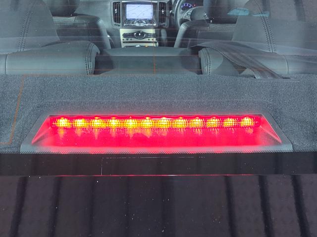 スカイライン 250GT V36型/走行2万キロ/純正ナビ/バックカメラ/サイドカメラ/17インチ純正アルミホイール/キセノン/パワーシート/プッシュスタート/スマートキー/オートエアコン/オートライト/ETC/(56枚目)