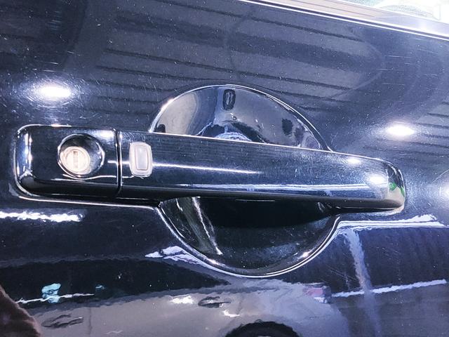 スカイライン 250GT V36型/走行2万キロ/純正ナビ/バックカメラ/サイドカメラ/17インチ純正アルミホイール/キセノン/パワーシート/プッシュスタート/スマートキー/オートエアコン/オートライト/ETC/(58枚目)