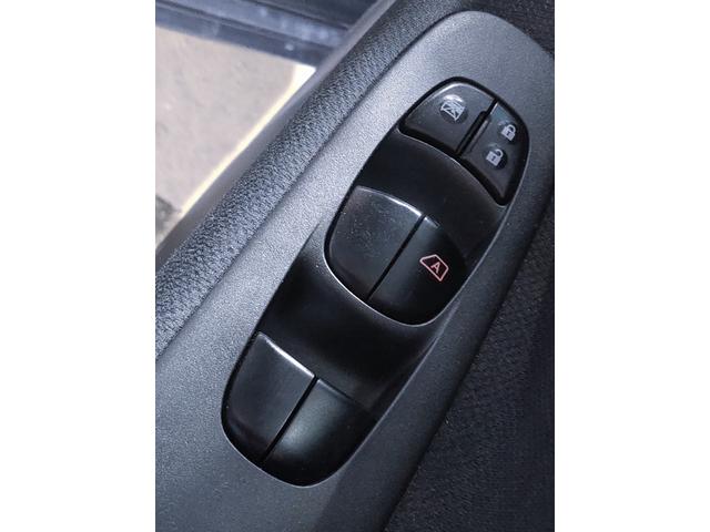 セレナ ハイウェイスター　禁煙車／ナビ／地デジ／Ｂｌｕｅｔｏｏｔｈ対応／両側電動スライドドア／エアロ／フォグランプ／プッシュスタート／スマートキー／純正アルミホイール／オートエアコン／オートライト／ＥＴＣ／（24枚目）