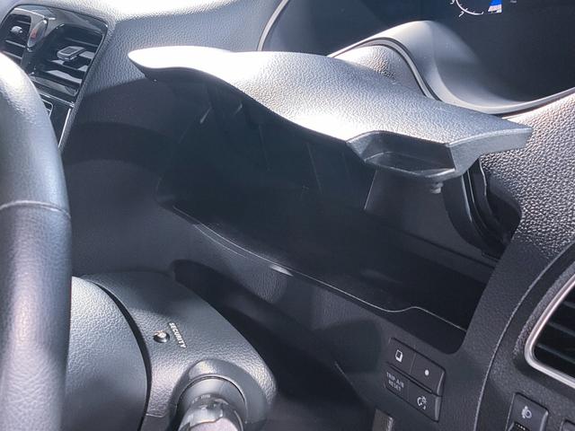 セレナ ハイウェイスター　禁煙車／ナビ／地デジ／Ｂｌｕｅｔｏｏｔｈ対応／両側電動スライドドア／エアロ／フォグランプ／プッシュスタート／スマートキー／純正アルミホイール／オートエアコン／オートライト／ＥＴＣ／（38枚目）