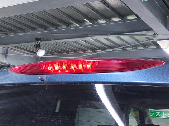 セレナ ハイウェイスター　禁煙車／ナビ／地デジ／Ｂｌｕｅｔｏｏｔｈ対応／両側電動スライドドア／エアロ／フォグランプ／プッシュスタート／スマートキー／純正アルミホイール／オートエアコン／オートライト／ＥＴＣ／（73枚目）