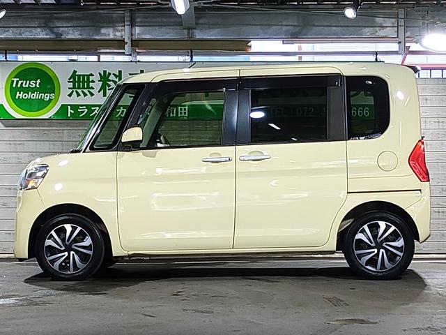 タント ウェルカムシートＸ　／助手席ターンリフト／ワンオーナー／純正ナビ／バックカメラ／パワースライドドア／１４インチ社外アルミホイール／プッシュスタート／スマートキー／オートエアコン／（11枚目）