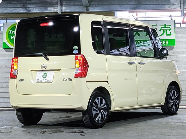タント ウェルカムシートＸ　／助手席ターンリフト／ワンオーナー／純正ナビ／バックカメラ／パワースライドドア／１４インチ社外アルミホイール／プッシュスタート／スマートキー／オートエアコン／（17枚目）