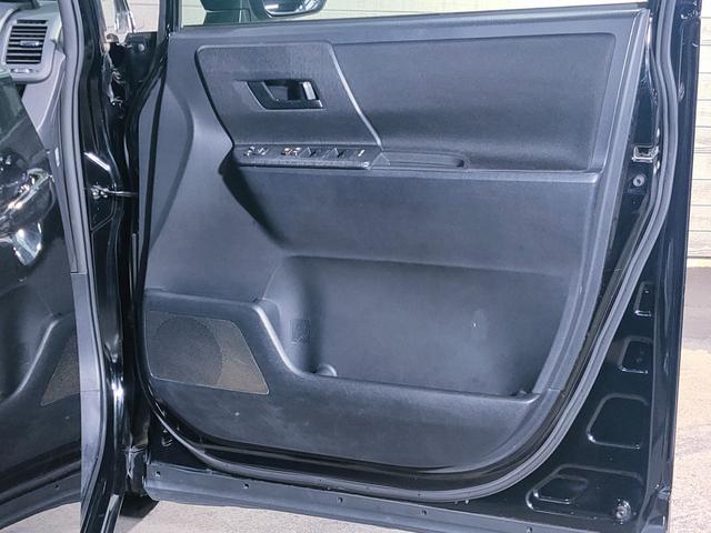 ドアトリムに特に気になるような劣化等はなく良好な状態です！