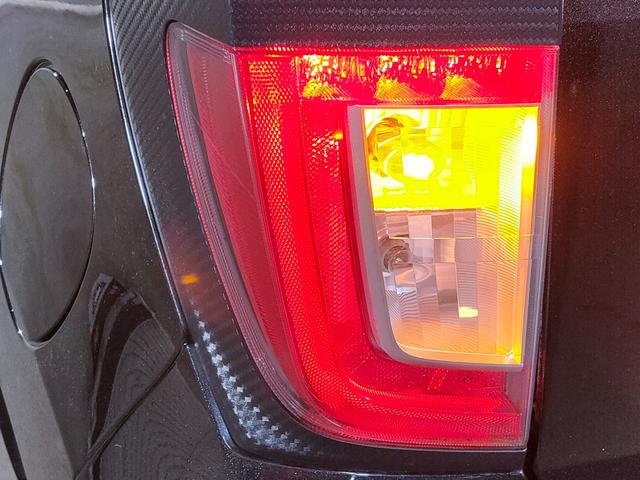 リアコンビネーションテールレンズ☆