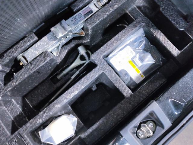 若しもの時に役立つ簡易パンク修理キット積込み！