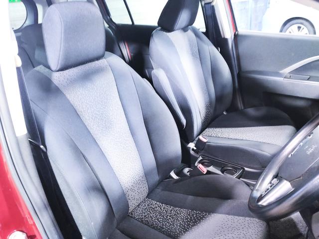 プレマシー ２０ＣＳ　禁煙車／地デジナビ／両側スライドドア／ＥＴＣ／７人乗り／フルオートエアコン／１５インチ社外アルミ（14枚目）