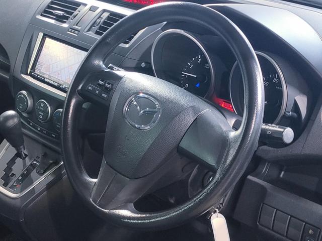 プレマシー ２０ＣＳ　禁煙車／地デジナビ／両側スライドドア／ＥＴＣ／７人乗り／フルオートエアコン／１５インチ社外アルミ（19枚目）