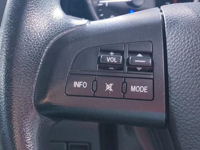 プレマシー ２０ＣＳ　禁煙車／地デジナビ／両側スライドドア／ＥＴＣ／７人乗り／フルオートエアコン／１５インチ社外アルミ（20枚目）