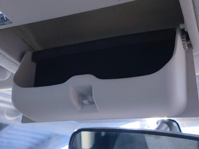 プレマシー ２０ＣＳ　禁煙車／地デジナビ／両側スライドドア／ＥＴＣ／７人乗り／フルオートエアコン／１５インチ社外アルミ（36枚目）