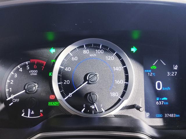 カローラツーリング ハイブリッド　Ｇ－Ｘ　プラス　特別仕様車／禁煙車／オプションＤＶＤデッキ／セーフティーセンス／ＬＥＤヘッドライト／ナビ／バックカメラ／前後ドライブレコーダー／プッシュスタート／ＥＴＣ／（22枚目）