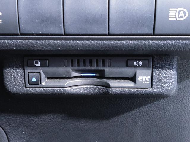 カローラツーリング ハイブリッド　Ｇ－Ｘ　プラス　特別仕様車／禁煙車／オプションＤＶＤデッキ／セーフティーセンス／ＬＥＤヘッドライト／ナビ／バックカメラ／前後ドライブレコーダー／プッシュスタート／ＥＴＣ／（33枚目）