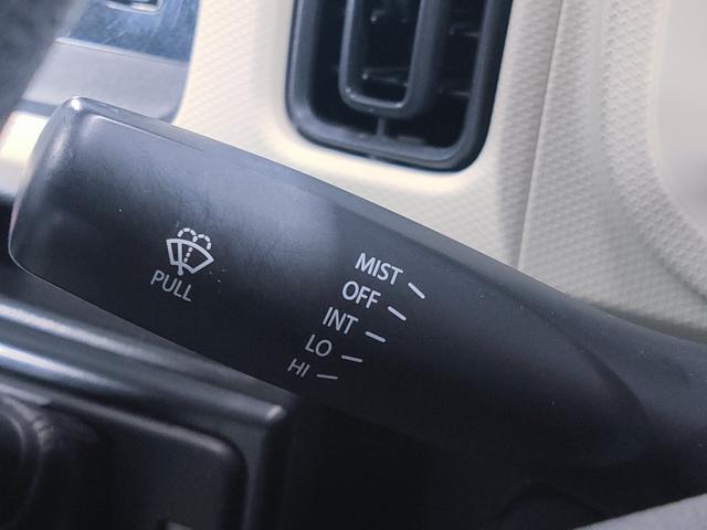 アルト F レーダーブレーキサポート装着車/5AGS/禁煙/衝突軽減/誤発進抑制/キーレス/13インチ社外アルミホイール/FM・AMラジオ付きCDプレイヤー/PS/PW/取扱説明書/記録簿/(26枚目)