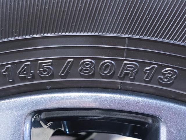 アルト F レーダーブレーキサポート装着車/5AGS/禁煙/衝突軽減/誤発進抑制/キーレス/13インチ社外アルミホイール/FM・AMラジオ付きCDプレイヤー/PS/PW/取扱説明書/記録簿/(52枚目)