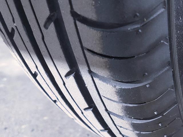 アルト F レーダーブレーキサポート装着車/5AGS/禁煙/衝突軽減/誤発進抑制/キーレス/13インチ社外アルミホイール/FM・AMラジオ付きCDプレイヤー/PS/PW/取扱説明書/記録簿/(55枚目)