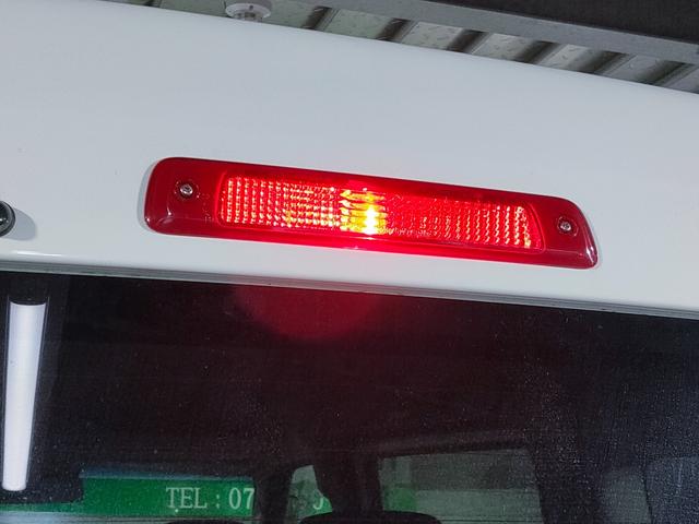 アトレーワゴン 　リヤシートリフトＳＡＩＩＩ／福祉車両／スマートアシスト／ハイルーフ／１３インチ純正アルミホイール／オートハイビーム／キーレス／ＣＤ／オートエアコン／取扱説明書／記録簿／（52枚目）