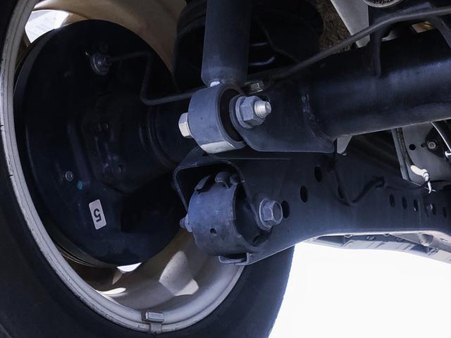 アトレーワゴン 　リヤシートリフトＳＡＩＩＩ／福祉車両／スマートアシスト／ハイルーフ／１３インチ純正アルミホイール／オートハイビーム／キーレス／ＣＤ／オートエアコン／取扱説明書／記録簿／（64枚目）