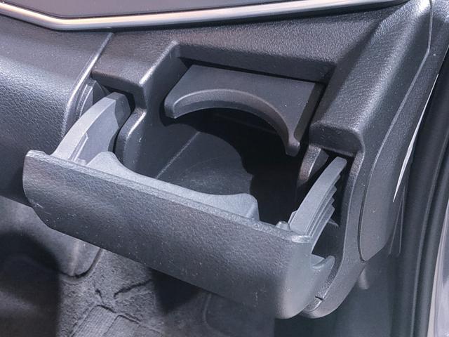 ノート Ｓ　ｅ－ＰＯＷＥＲ／禁煙／衝突軽減／社外ナビ／Ｂｒｕｅｔｏｏｔｈ対応／アラウンドビューモニター／バックカメラ／クリアランスソナー／プッシュスタート／スマートキー／オートエアコン／オートライト／ＥＴＣ／（44枚目）