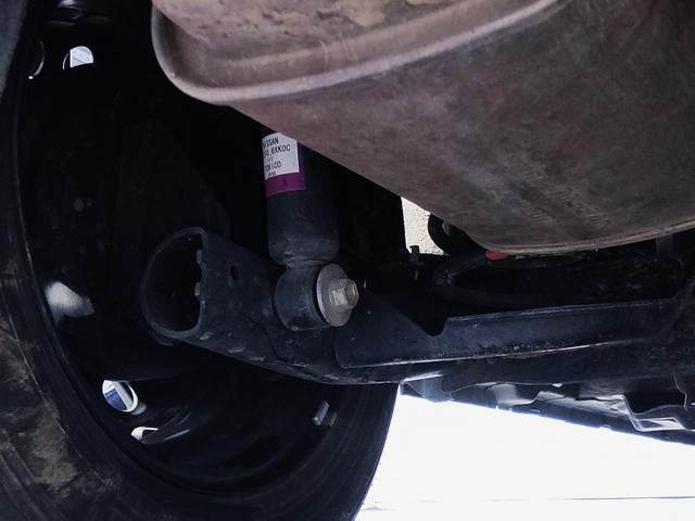 ノート Ｓ　ｅ－ＰＯＷＥＲ／禁煙／衝突軽減／社外ナビ／Ｂｒｕｅｔｏｏｔｈ対応／アラウンドビューモニター／バックカメラ／クリアランスソナー／プッシュスタート／スマートキー／オートエアコン／オートライト／ＥＴＣ／（72枚目）