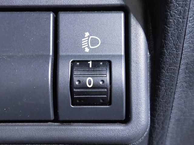 ヘッドランプレベライザーで光軸の調整可能です！