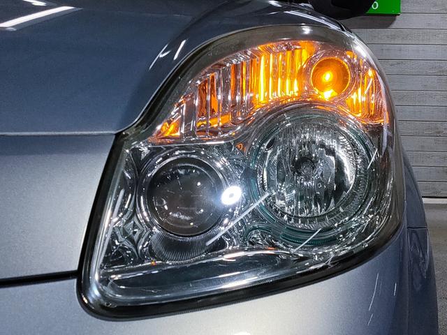 ヘッドライトに照度を妨げるような曇りはございません！
